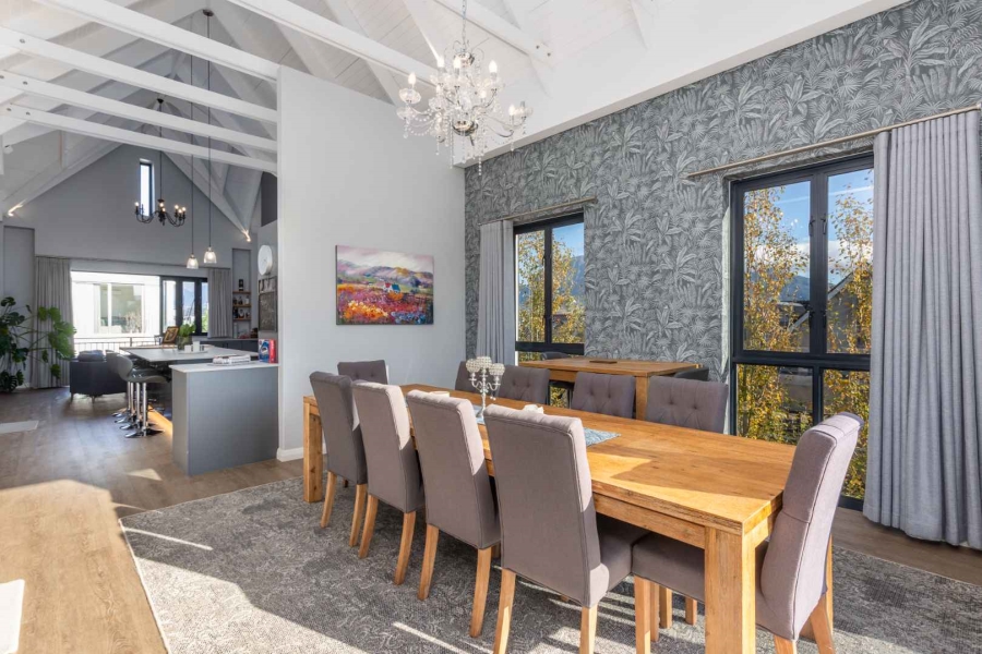 5 Bedroom Property for Sale in Val De Vie Estate Western Cape